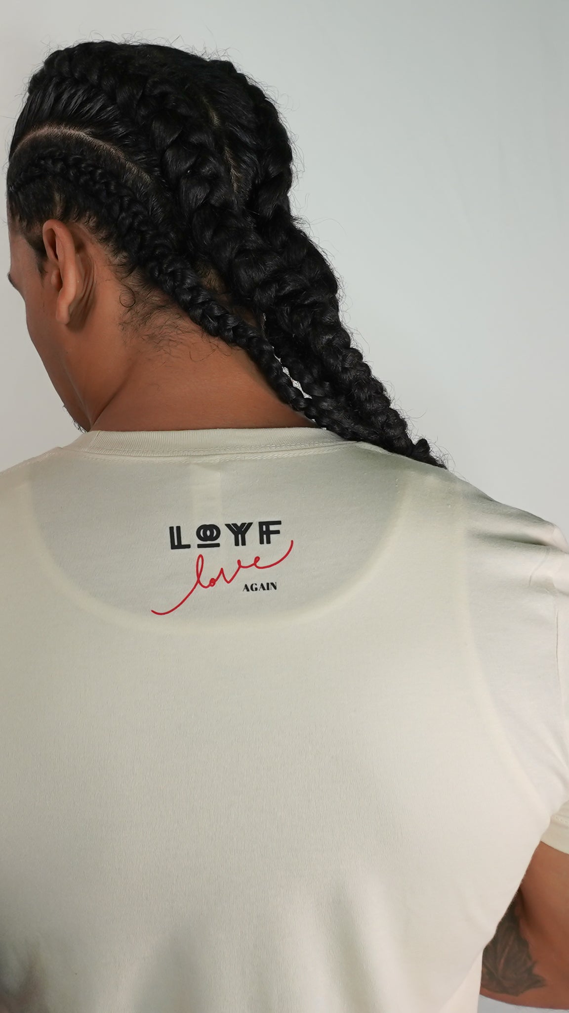 LOVE KILLS LOYF T-shirt (Soft Cream)